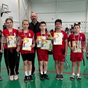 Краевые соревнования по бадминтону «Проба пера»